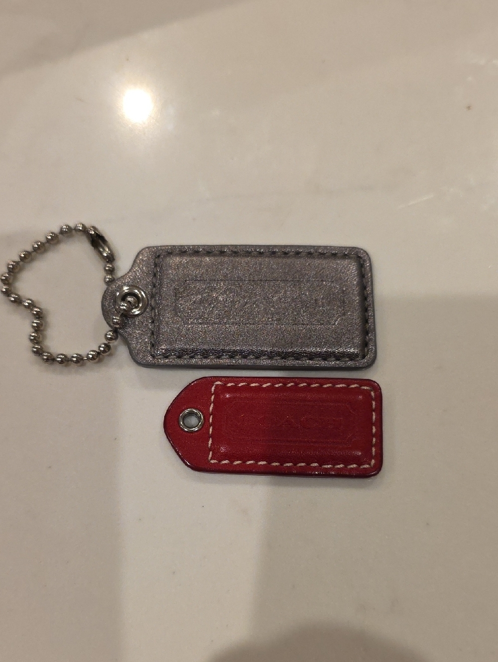 Coach Hamptons Archive Silver Metallic Hangtag 2.5×1.5 Approx - Picture 5 of 5